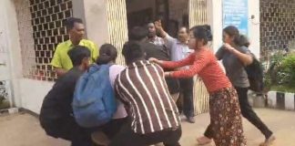 ছাত্র ধর্মঘটে দিনভর তপ্ত কলকাতা