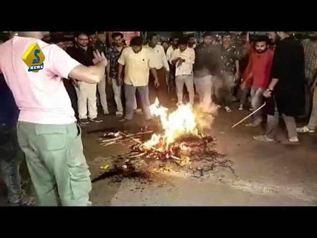 যাদবপুরকাণ্ড: অচলাবস্থা চলছেই, ব্রাত্য-র সন্ধানে এসএফআই