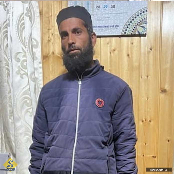 A-guide-was-arrested-for-asking-tourists-about-their-religion.