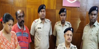 বজবজে লক্ষাধিক টাকার গয়না ফেরালেন ক্যাব চালক