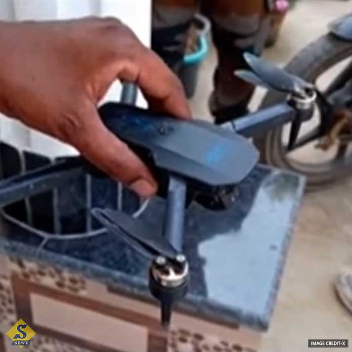 BANGLADESHI-DRONE-AT-TRIPURA-BORDER