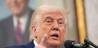 বুধবার মধ্যরাতে পাল্টা শুল্ক ঘোষণা ট্রাম্পের