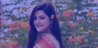 পরীমণির পাশে তসলিমা