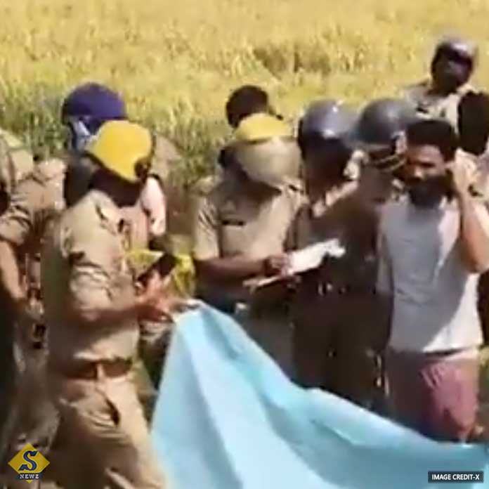 ট্রাক্টরকে রাস্তা ছাড়েননি, যোগীরাজ্যে ৩ জনকে গুলি করে খুন!