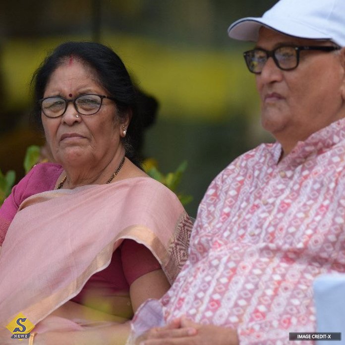 dhoni's-father