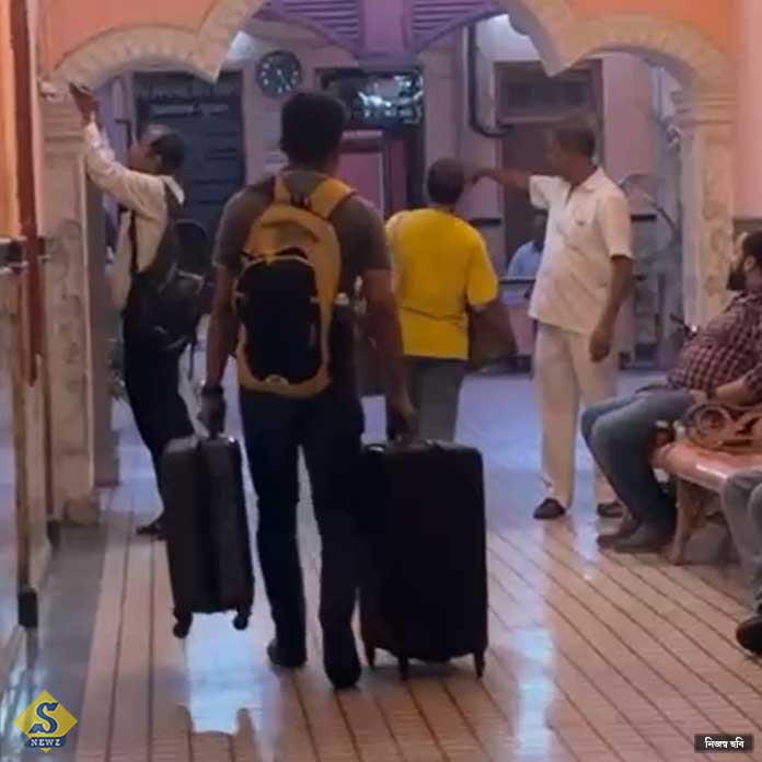 কেউ সিঁড়িতে দগ্ধ, ঘরে দমবন্ধও, লাগেজই ভরসা বেঁচে ফেরাদের