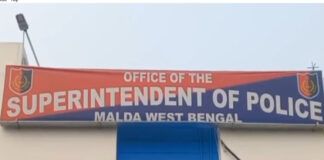 তৃণমূল নেতার দাদাগিরি, মালদায় বাড়ি ছাড়া পরিবার