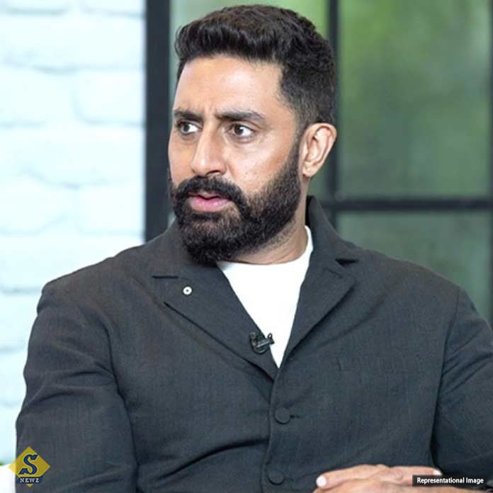 দুর্ঘটনা থেকে রক্ষা পেলেন অভিষেক