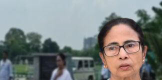 কেউ ক্ষতিপূরণ না নিলে কিছু করার নেই : মুখ্যমন্ত্রী