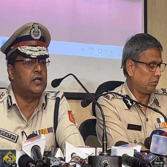 ৭ ঘণ্টা ধরে ধৈর্য-সংযম, লাঠিচার্জের সাফাই পুলিশের