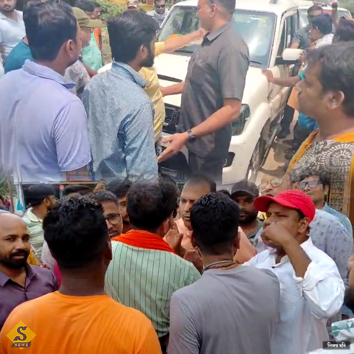 জগন্নাথ দর্শনঃ জেলা সভাপতিকে মার, দিলীপকে ঘিরে বিক্ষোভ