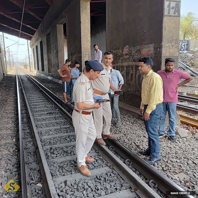 চার ছেলেকে নিয়ে রেলাইনে ঝাঁপ বাবার, মৃত্যু ৫ জনরেই