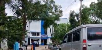 খোঁজ নেই মহেশতলার নাবালকের, থানায় শুয়ে মায়ের কান্না