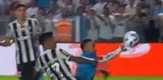 হাত দিয়ে গোল করে নেইমারের লাল কার্ড