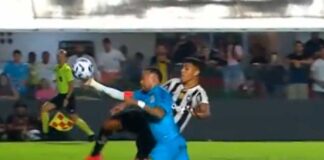 নেইমার : হাত দিয়ে গোল করে লাল কার্ড