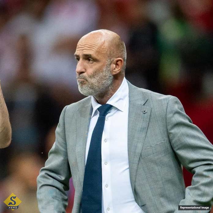 Poland-coach-resigns-after-clash-with-Lewandowski