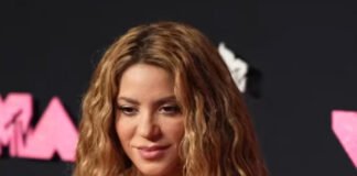 অভিবাসীদের পক্ষে শাকিরার আওয়াজ