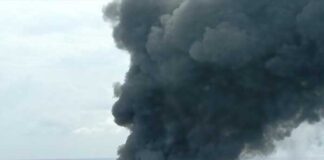 কেরালায় সিঙ্গাপুরের জাহাজে এখনও জ্বলছে আগুন, নিখোঁজ ৪