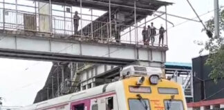 ট্রেনে ধোঁয়া, আতঙ্কে হুলস্থূল মেমারিতে