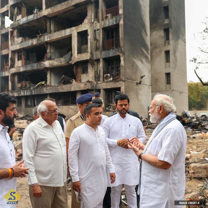 ghotona-thole-modi