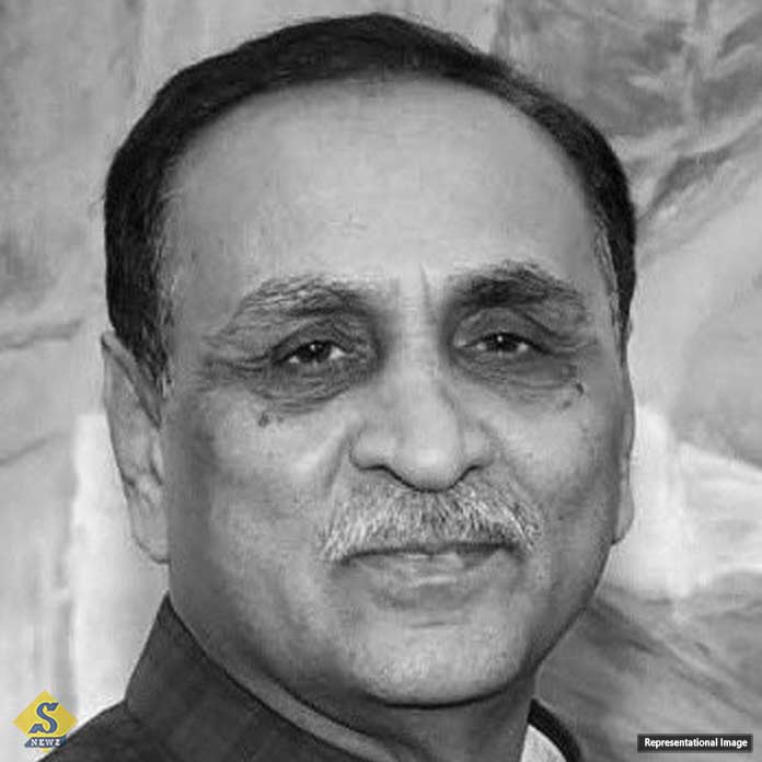 দু’বার টিকিট বাতিল, শেষে অভিশপ্ত বিমানের টিকিট কাটেন রুপানি