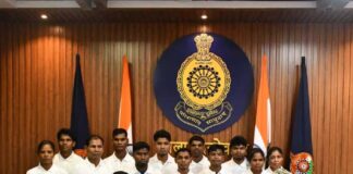 ছত্তীসগঢ়ের দান্তেওয়াড়ায় আত্মসমর্পণ ১২ মাওবাদীর