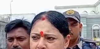 ছাত্রীদের মন্দারমণিতে নিয়ে যেত মনোজিৎ, বিস্ফোরক অগ্নিমিত্রা