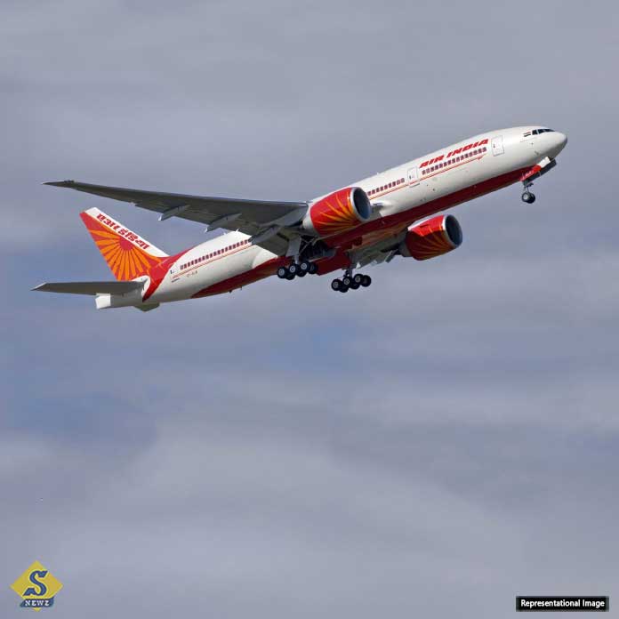 Air-India-plane-descends-900-feet