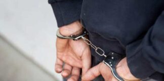 মাদক পাচার! মুম্বই বিমানবন্দর থেকে গ্রেফতার ৮