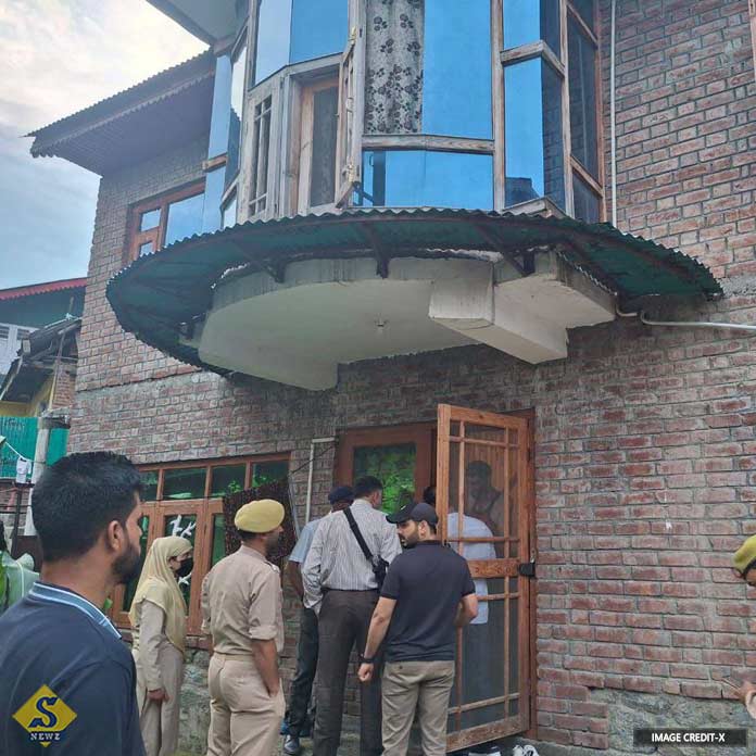Massive-combing-operation-underway-in-10-areas-of-Jammu-and-Kashmir