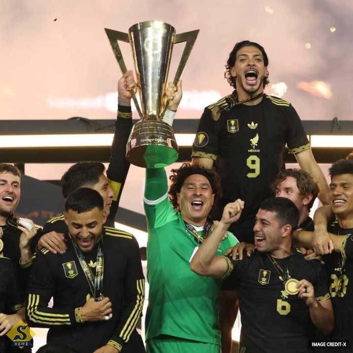 Mexico's-record-beating-America