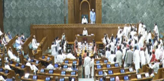 পহেলগাঁও ইস্যুতে হট্টগোলে মুলতুবি লোকসভা