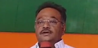 সংখ্যালঘু বার্তা শমীকের, হিন্দুদের ঐক্যবদ্ধ হওয়ার ডাক শুভেন্দুর