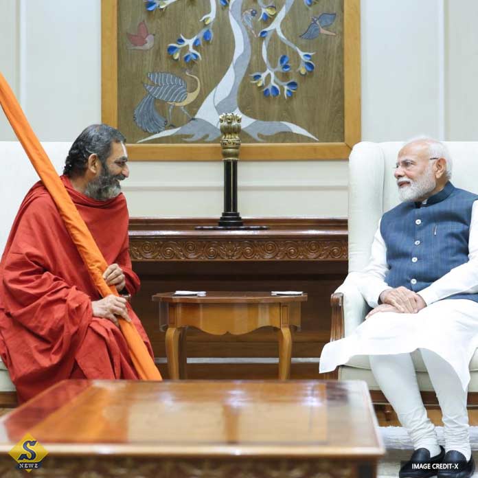 Sri-Sri-Sri-Tridandi-Chinna-Jiya's-husband-meets-Prime-Minister-Narendra-Modi