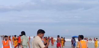 খোঁজ মিলল না গঙ্গাসাগরে তলিয়ে যাওয়া পুণ্যার্থীর