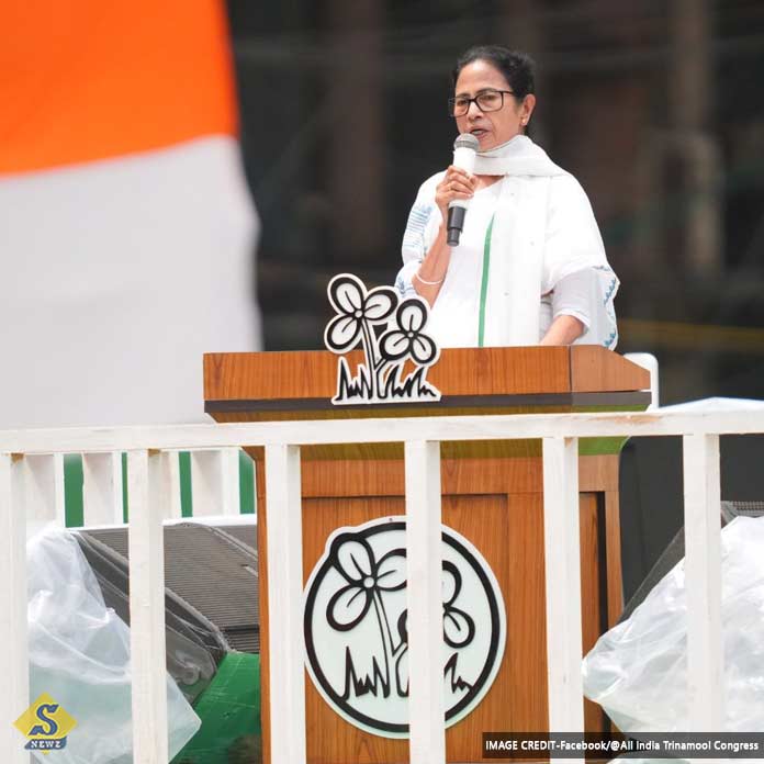 উন্নয়নের সবকাজ শেষ, তাও বিরোধীদের নিন্দা, সরব মমতা 