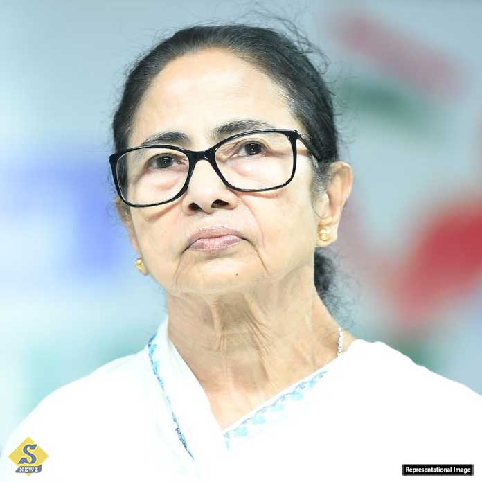 আমাকে একটু স্মৃতিকাতর থাকতে দিন: মুখ্যমন্ত্রী