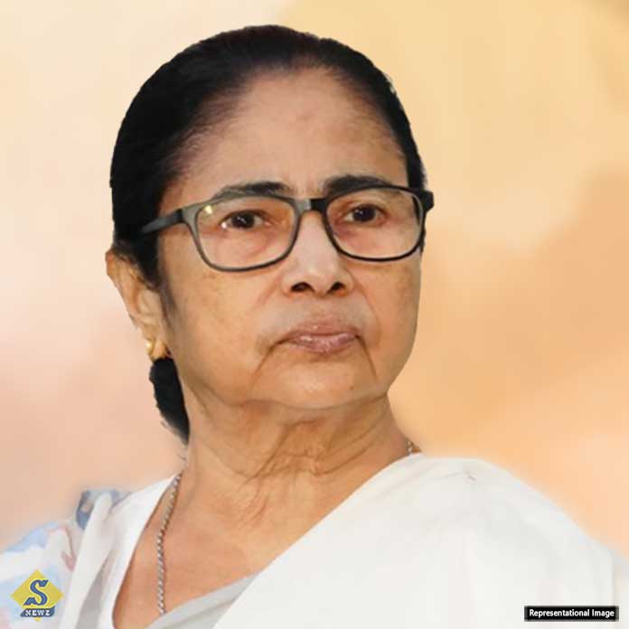 মঙ্গলে বন্যা পরিস্থিতি পরিদর্শন মুখ্যমন্ত্রীর