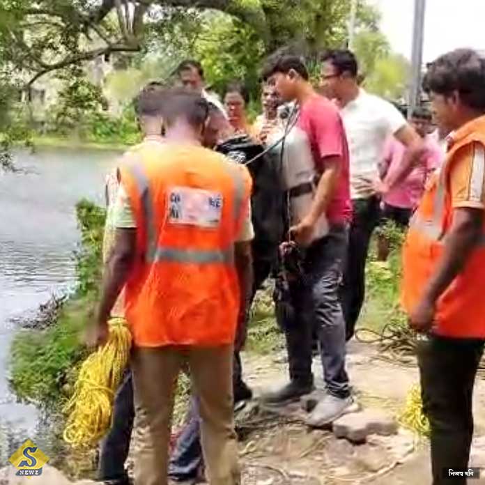 বন্ধুদের সঙ্গে বাজি ধরে ঝিল পারাপারে তলিয়ে গেল কিশোর 
