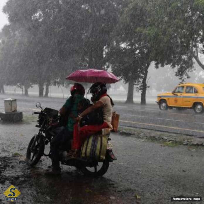 নিম্নচাপ, দক্ষিণবঙ্গে ভারী বৃষ্টি, দুর্যোগ কলকাতাতেও