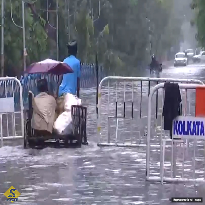 Monsoon-rains-across-the-state-including-Kolkata,-disaster-in-the-north