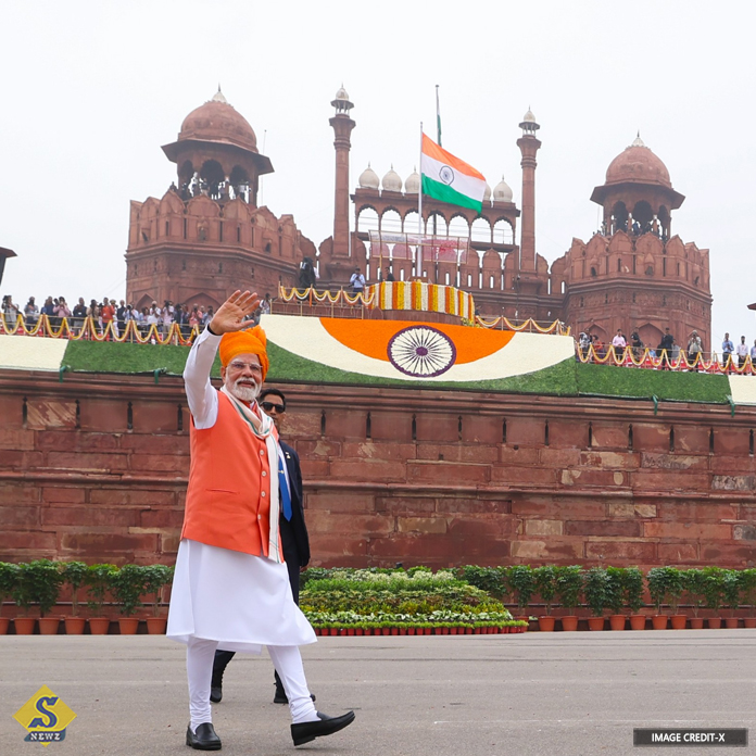PM-Modi-holds-the-record-for-the-longest-speech-at-the-Red-Fort