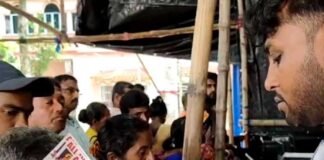 ঠাকুরবাড়িতে মতুয়া কার্ড বিলি ঘিরে শান্তনু-সুব্রত দ্বন্দ্ব