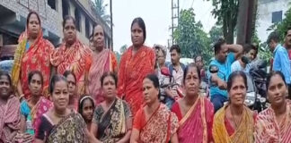 লক্ষ্মীর ভাণ্ডার নয়, জমা জল সরাক প্রশাসন, বলছেন মহিলারা