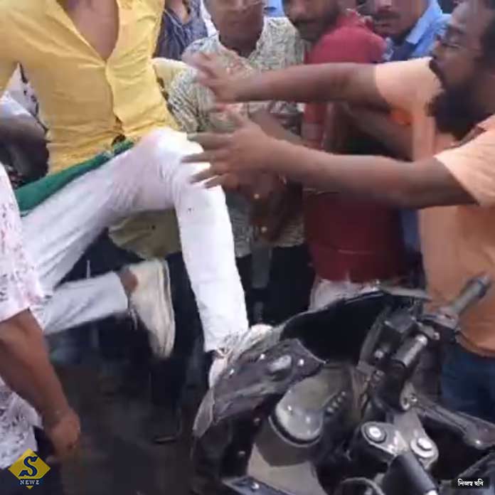 শুভেন্দুর কন্যা সুরক্ষা যাত্রায় বারাসতে ধুন্ধুমার