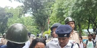 চাকরির দাবিতে দফায় দফায় বিক্ষোভে উত্তাল সল্টলেক