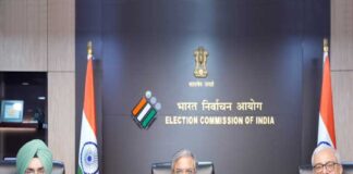 ভোট প্রক্রিয়ায় স্বচ্ছতা আনতে একাধিক দাওয়াই কমিশনের