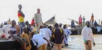 নাইজেরিয়ায় ভয়াবহ নৌকাডুবিতে মৃত ৬০
