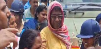 চাঁচল থানায় রাতভর ধর্না, অসুস্থ হয়ে হাসপাতালে সাংসদ খগেন