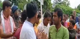 আদিবাসী যুবককে হত্যার অভিযোগে ধুন্ধু ধুন্ধুমার ডেবরা